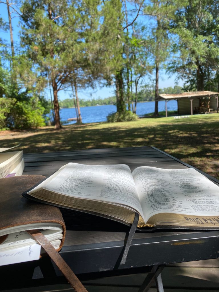 4EE402A1-1375-4CE9-AC56-8AA51CFF4D21